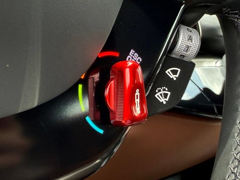 Used 2025 Ferrari Purosangue AWD/4WD image 55