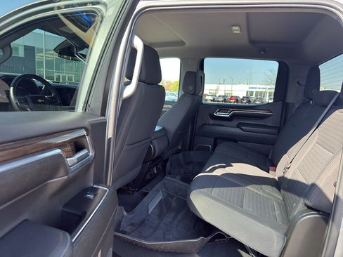 Used 2023 Chevrolet Silverado 1500 LT w/ Protection Package AWD/4WD image 31