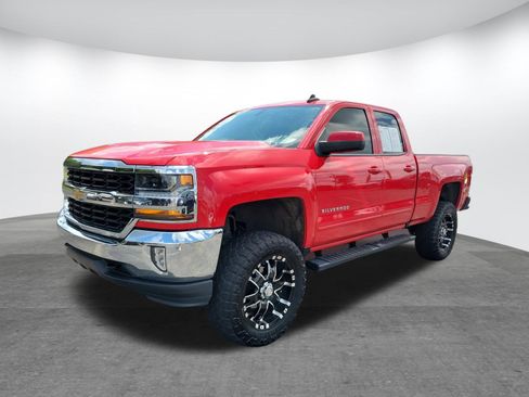 Used 2018 Chevrolet Silverado 1500 LT w/ All Star Edition AWD/4WD image 18