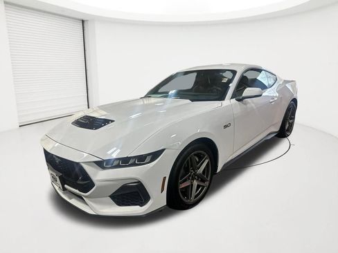 Used 2024 Ford Mustang GT Premium RWD image 1