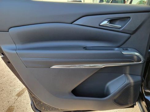 New 2027 Chevrolet Traverse LT w/ Sun and Wheel Package AWD/4WD image 25