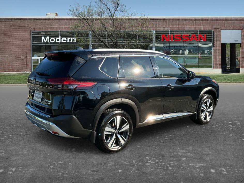 Used 2023 Nissan Rogue Platinum w/ Platinum Premium Package AWD/4WD image 4