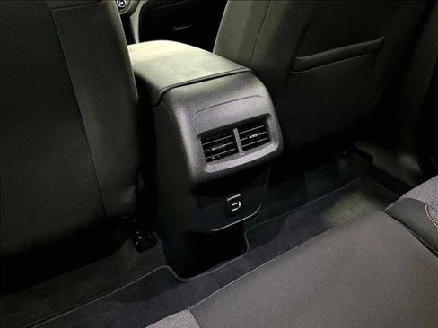 Used 2023 Chevrolet Equinox LT AWD/4WD image 25