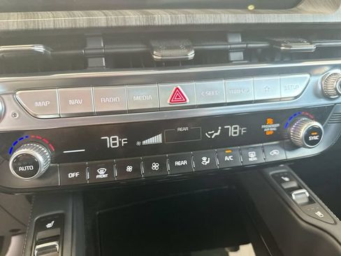 Certified 2024 Kia Telluride SX AWD/4WD image 19