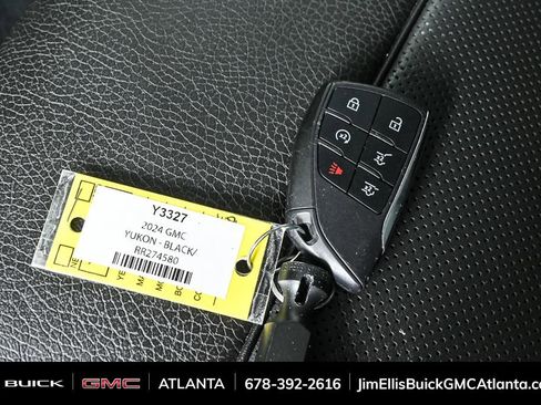 Used 2024 GMC Yukon XL Denali image 41