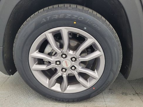 Used 2022 GMC Terrain SLT FWD image 31