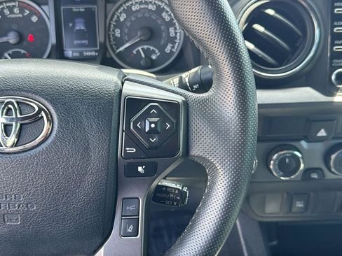 Used 2023 Toyota Tacoma TRD Sport AWD/4WD image 17