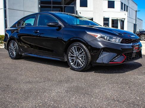 Used 2023 Kia Forte GT-Line w/ GT-Line Technology Package image 3