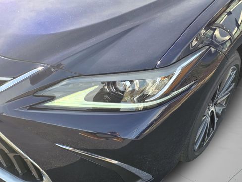New 2025 Lexus ES 350 w/ Premium Package image 9