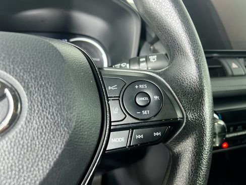 Used 2024 Toyota RAV4 XLE FWD image 13