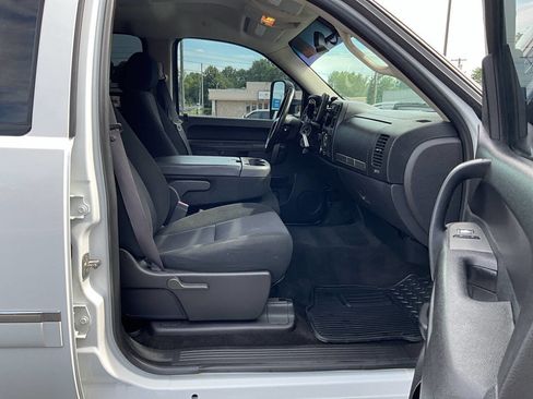 Used 2012 Chevrolet Silverado 2500 LT w/ Custom Sport Truck Package AWD/4WD image 30