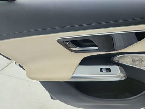 Used 2024 Mercedes-Benz E 350 4MATIC Sedan image 32