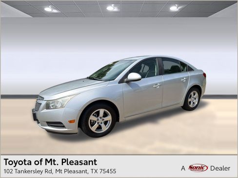 Used 2011 Chevrolet Cruze LT FWD image 1