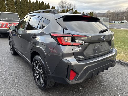 Used 2024 Subaru Crosstrek 2.0i Premium image 6