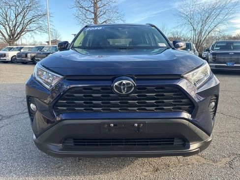 Used 2020 Toyota RAV4 XLE Premium image 2
