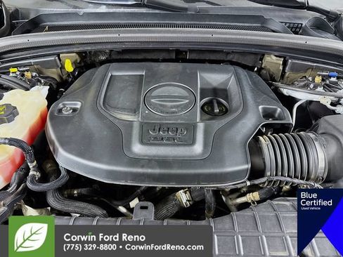 Used 2022 Jeep Grand Cherokee Trailhawk AWD/4WD image 34