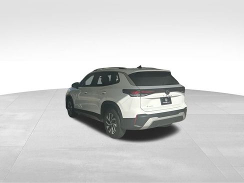 Used 2025 Volkswagen Tiguan S image 3