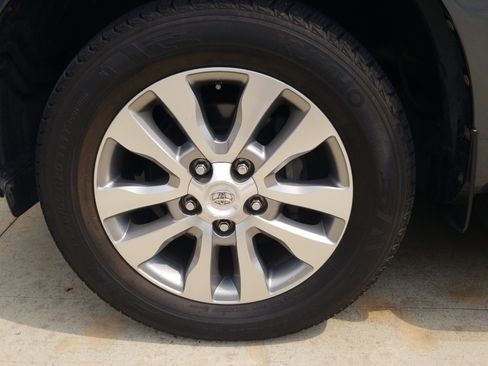Used 2010 Toyota Sequoia Limited RWD image 21