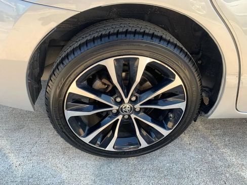 Used 2019 Toyota Corolla SE FWD image 24