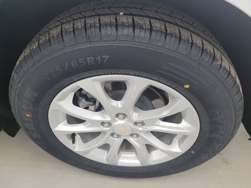 Used 2021 Chevrolet Equinox LT image 31