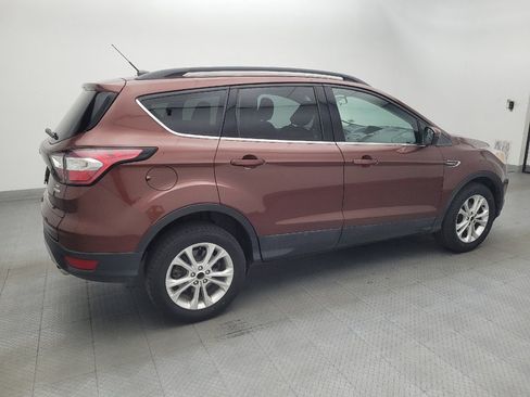 Used 2018 Ford Escape SE FWD image 10