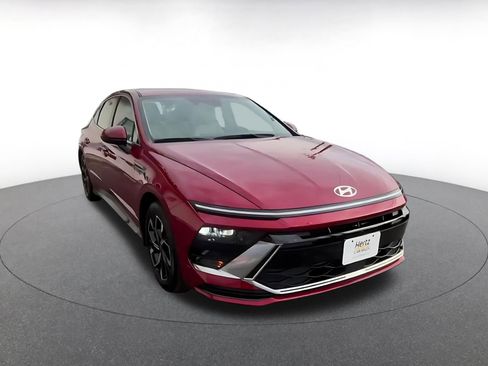 Used 2025 Hyundai Sonata SEL image 3