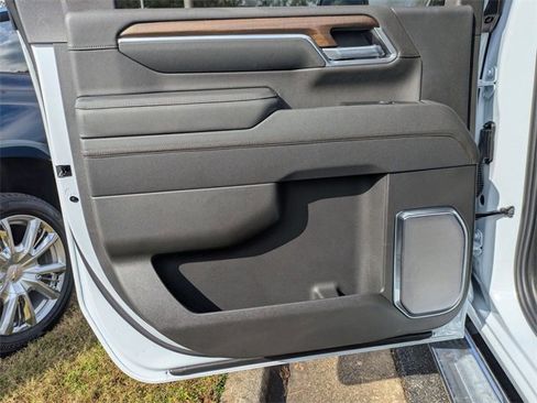 New 2026 Chevrolet Silverado 2500 High Country w/ High Country Premium Package image 26