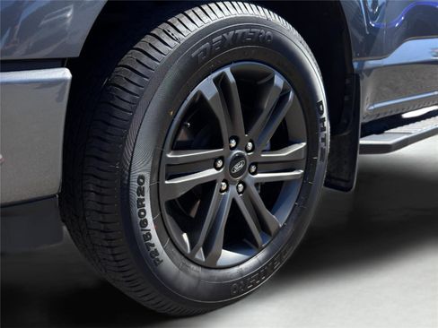 Used 2022 Ford F150 XLT w/ Equipment Group 302A High image 29