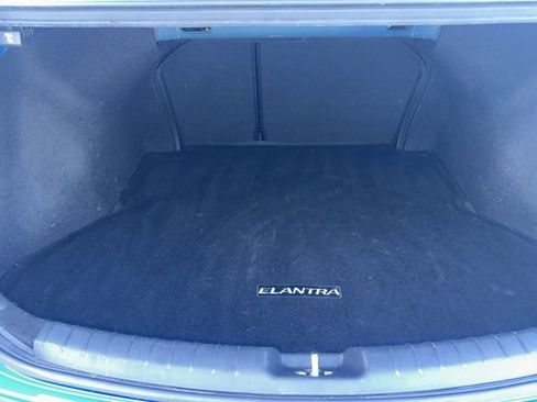 Used 2017 Hyundai Elantra Value Edition image 48