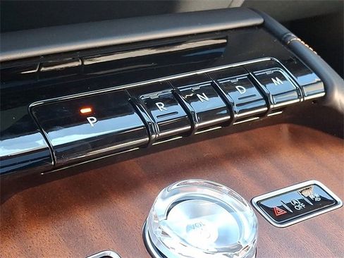 New 2025 Lincoln Navigator L Black Label image 9