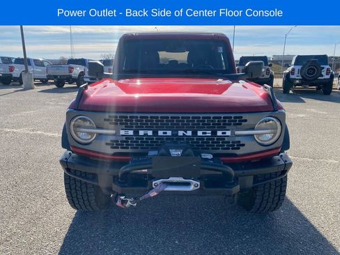 Used 2021 Ford Bronco Badlands image 8
