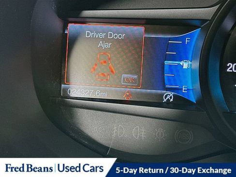 Used 2022 Ford Edge SE w/ Black Appearance Package AWD/4WD image 17