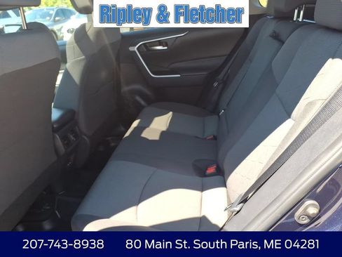 Used 2022 Toyota RAV4 XLE w/ Convenience Package AWD/4WD image 16