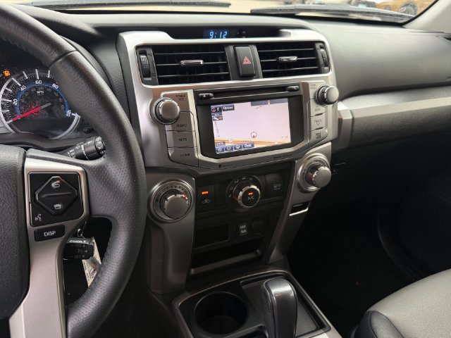 Used 2017 Toyota 4Runner SR5 Premium RWD image 18