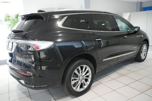 Used 2024 Buick Enclave Avenir w/ Avenir Technology Package AWD/4WD image 8