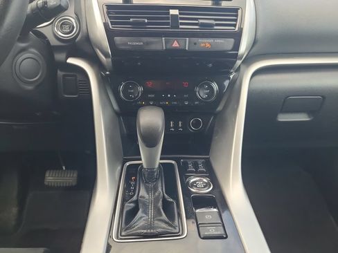 Used 2024 Mitsubishi Eclipse Cross SE AWD/4WD image 11