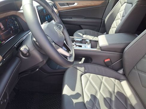 New 2026 Volkswagen Atlas SE image 18