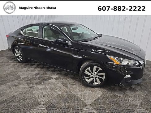 Used 2020 Nissan Altima 2.5 S FWD image 8