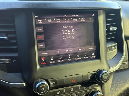 Used 2019 RAM 1500 Big Horn AWD/4WD image 16
