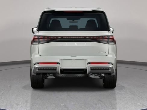 New 2026 INFINITI QX80 Pure image 2