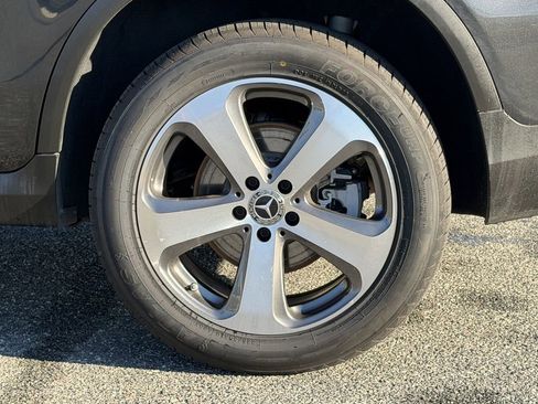 Used 2022 Mercedes-Benz GLC 300 4MATIC image 15