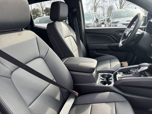 New 2026 GMC Canyon Elevation w/ Convenience Package image 25