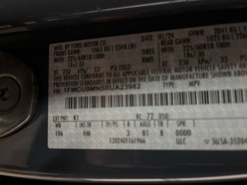 Used 2024 Ford Escape ST-Line AWD/4WD image 25