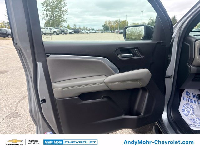 New 2026 Chevrolet Colorado ZR2 w/ Technology Package AWD/4WD image 11