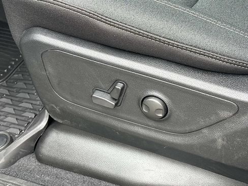 New 2026 RAM 1500 Big Horn AWD/4WD image 14
