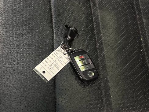 Used 2019 Kia Sorento EX w/ EX Touring Package AWD/4WD image 42