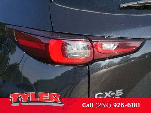 Used 2025 MAZDA CX-5 AWD 2.5 S w/ Select Package image 12