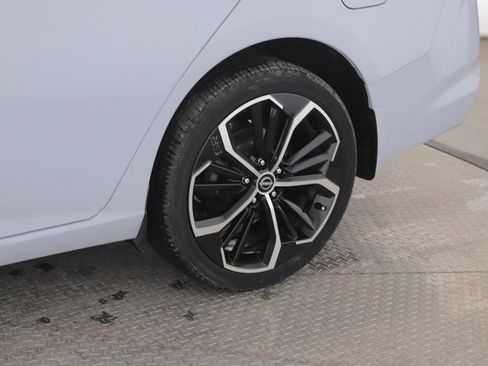 Used 2023 Nissan Altima 2.5 SR image 14