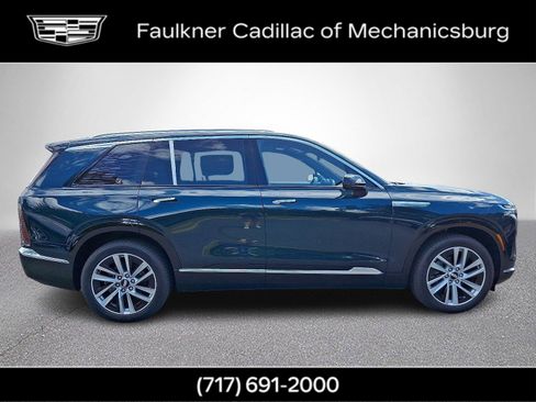 New 2026 Cadillac Vistiq Luxury w/ LPO, Floor Liner Package AWD/4WD image 6