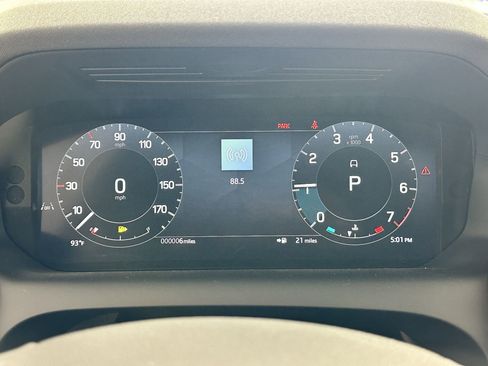 Certified 2025 Land Rover Discovery Sport S image 16